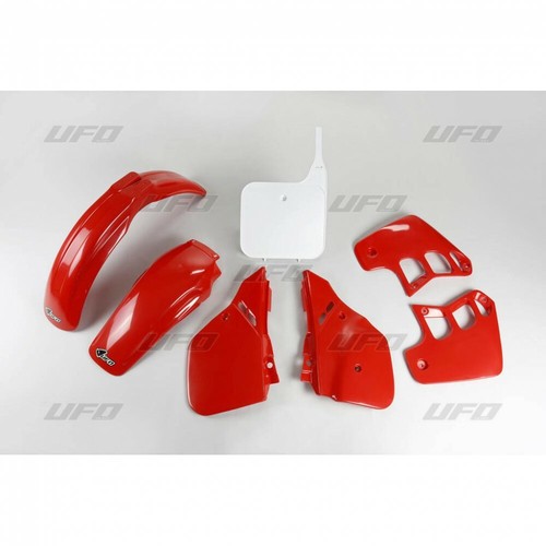 Set plastics - set,
