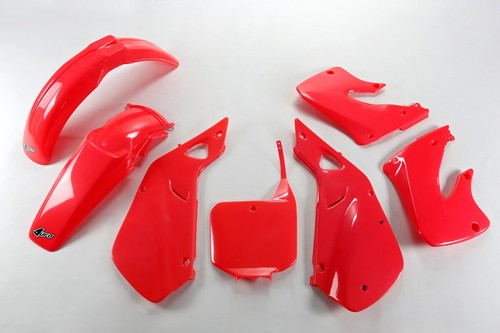 Set plastics - set,